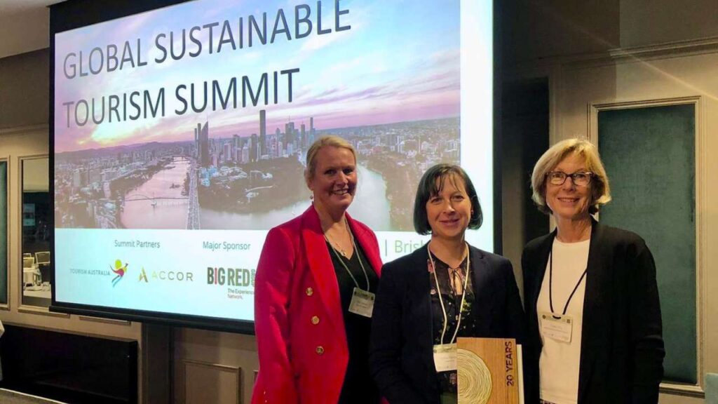 At the Summit, Ecotourism Australia’s Board Chair Dr Claire Ellis presented Anthea with Scenic World’s Hall of Fame award, recognising the business’ achievement of 20 years continuous ECO Certification.